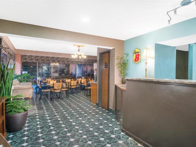 科尔宾/伦敦ky速8酒店 外观 照片